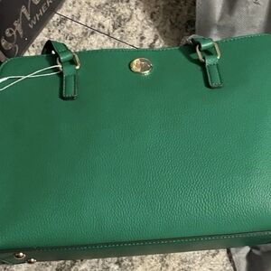 Chic Green Tote Bag